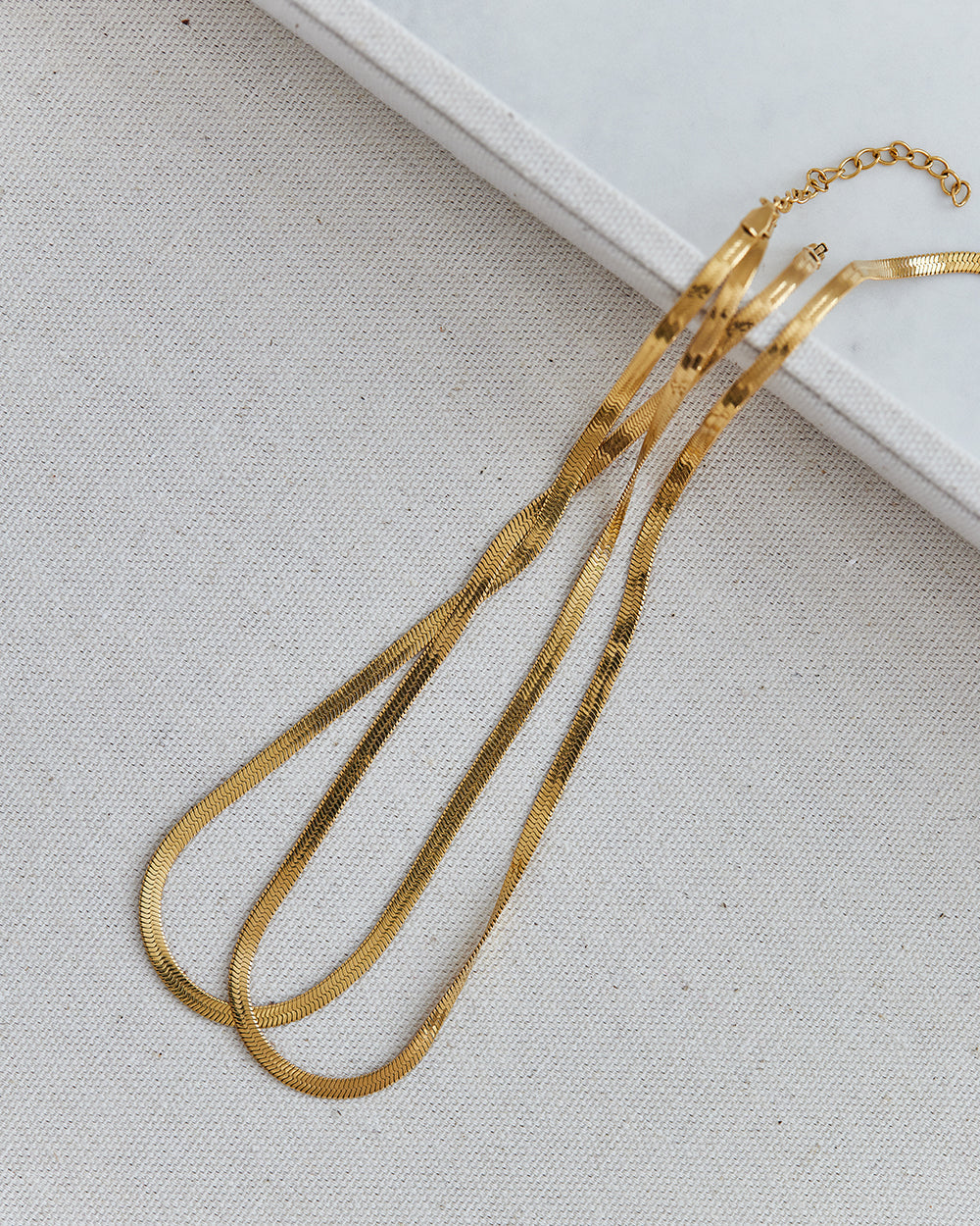 HAWKING NECKLACE (GOLD) - Necklaces