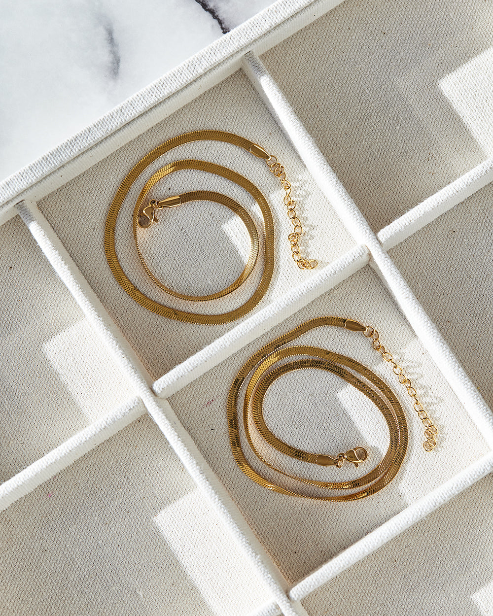 HAWKING NECKLACE (GOLD) - Necklaces
