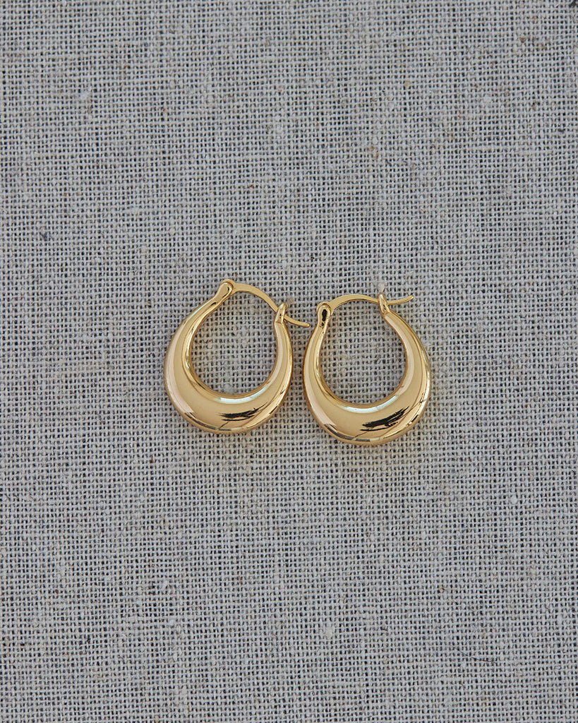 SÍGMA HOOPS (GOLD) - Earrings
